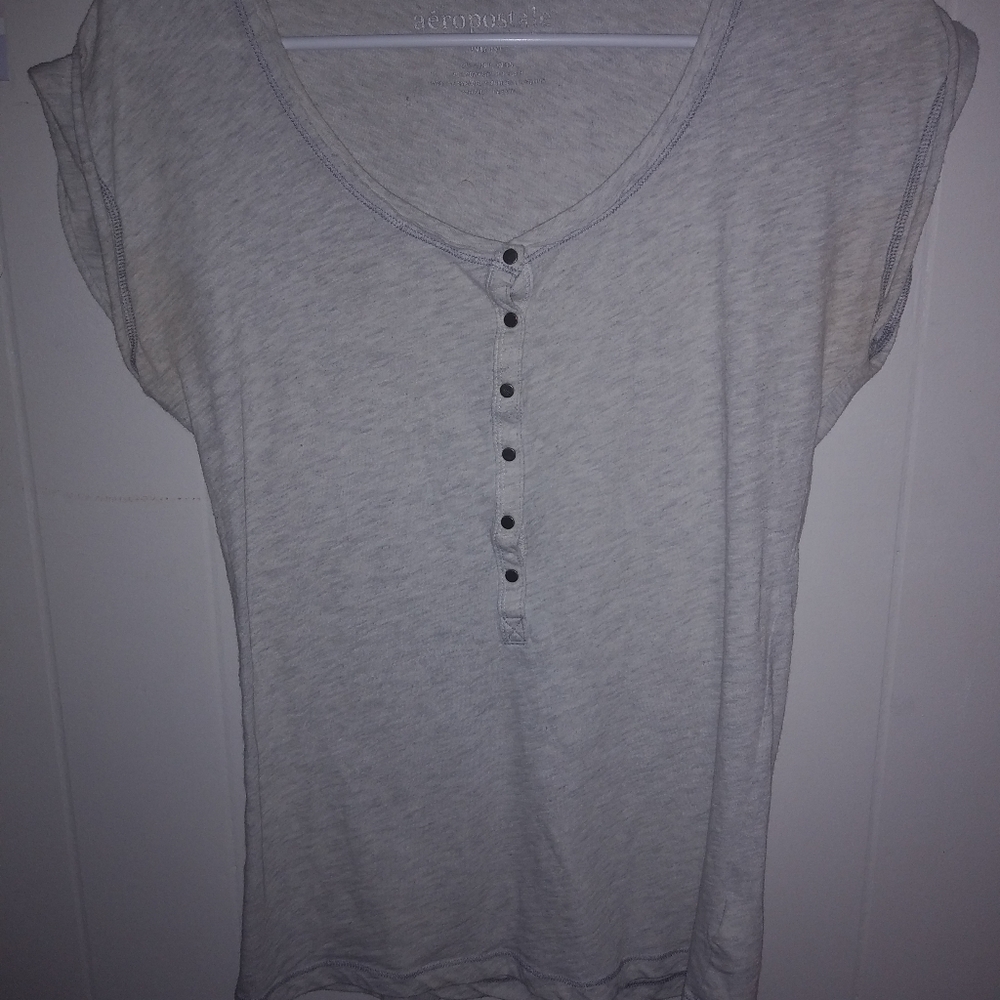 Aeropostale White T-Shirt